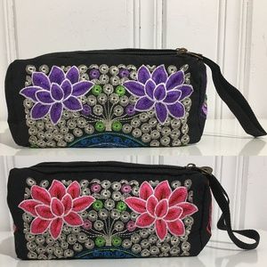 NWOT😍😘2 CHINESE EMBRO. WRISTS 2 for 1 deal!